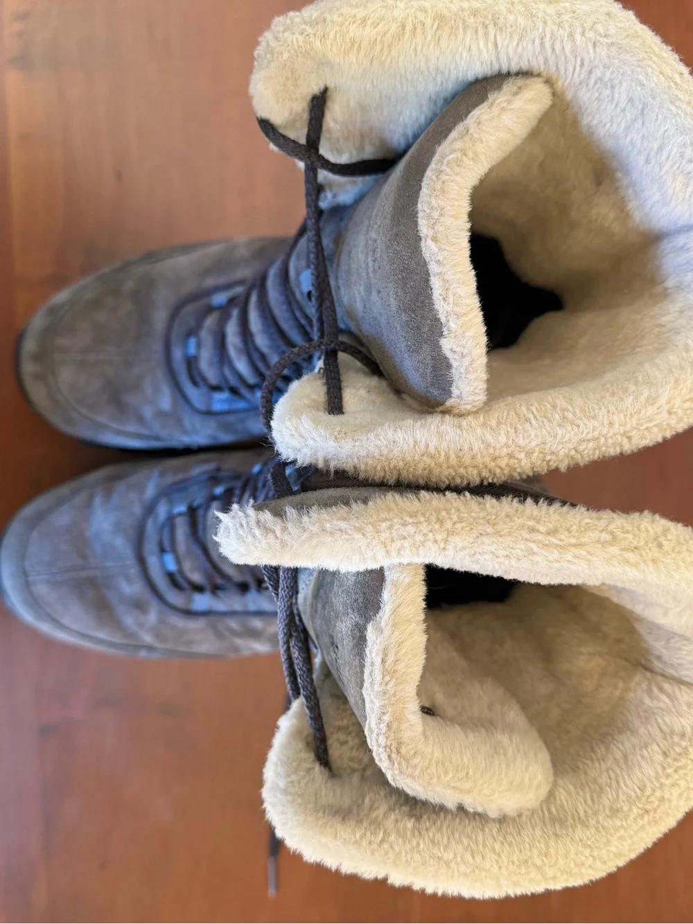 Patagonia Forge Gray Suede Waterproof Lugano Lace Up Winter Tall Boots, size 7.5